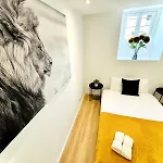 Luxury Flat, Perfect And Ideal For Tourists Daire Lisboa