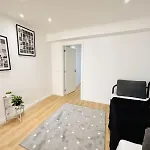 Luxury Flat, Perfect And Ideal For Tourists Daire Lisboa