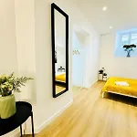 Luxury Flat, Perfect And Ideal For Tourists Daire *