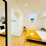 Luxury Flat, Perfect And Ideal For Tourists Daire *