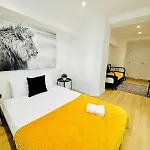 Luxury Flat, Perfect And Ideal For Tourists Daire Lisboa