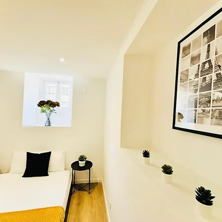 Luxury Flat, Perfect And Ideal For Tourists דירה *