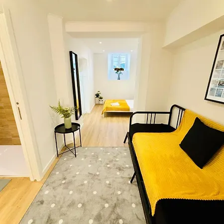 Luxury Flat, Perfect And Ideal For Tourists דירה *