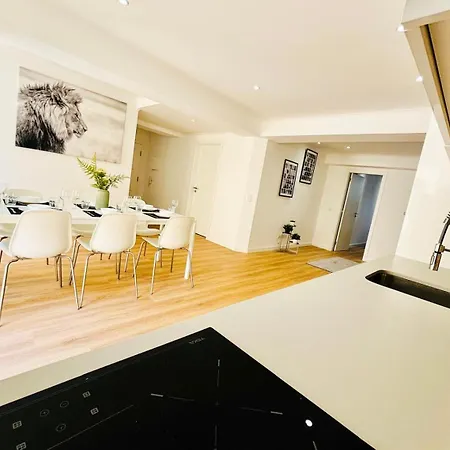 Luxury Flat, Perfect And Ideal For Tourists *