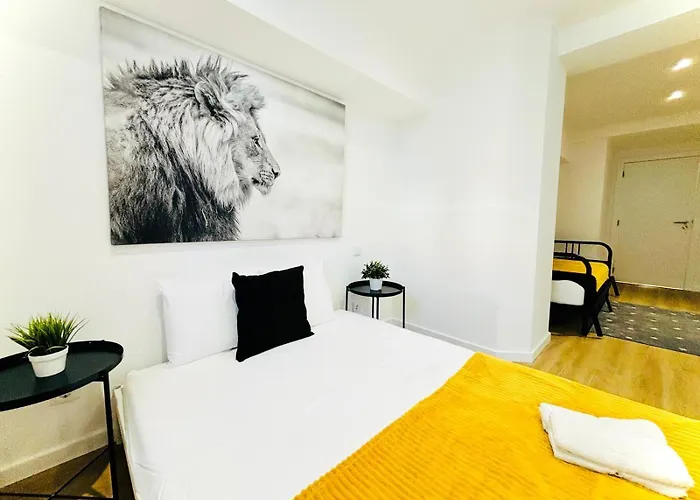 Luxury Flat, Perfect And Ideal For Tourists Apartman