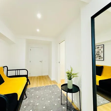 Luxury Flat, Perfect And Ideal For Tourists דירה
